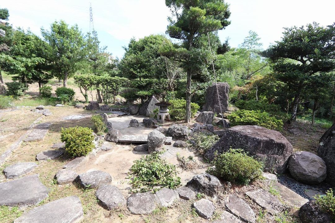 Historic 1868 Samurai House in Omura with 3289㎡ Land - Thumbnail 4