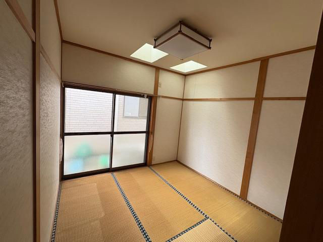 3LDK House in Omura's Cherry Blossom District - Thumbnail 3