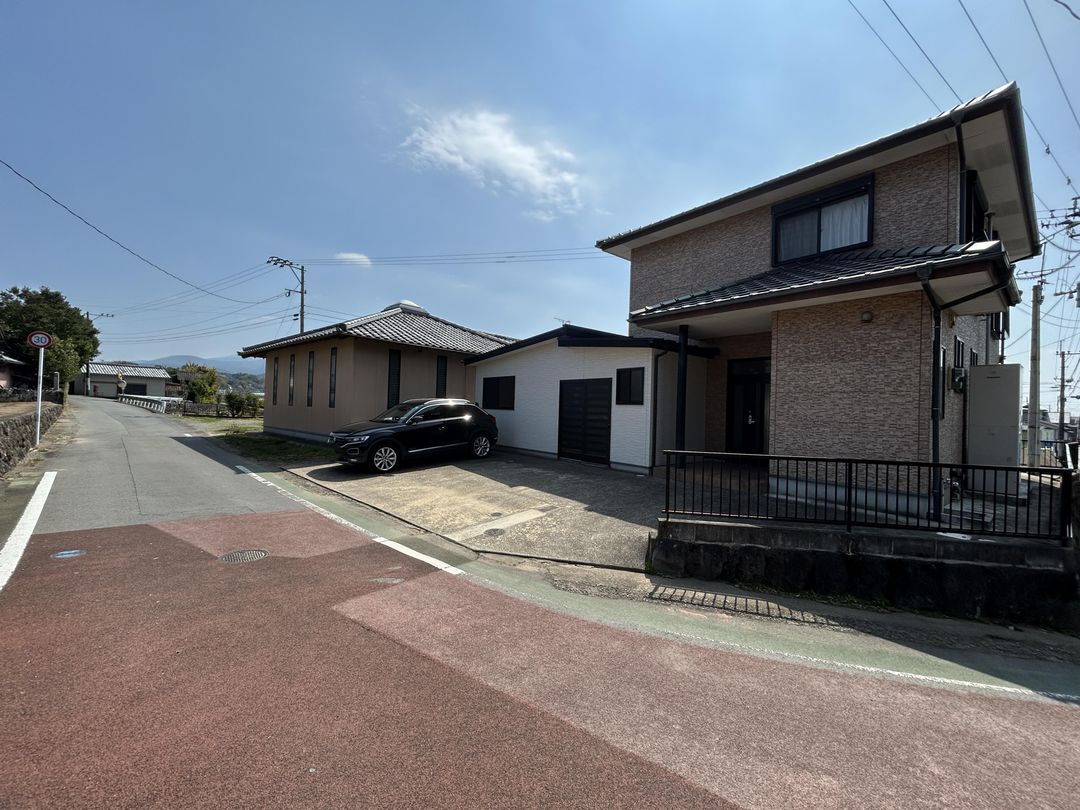 Move-in Ready 4SLDK House with 28-Tatami Service Room in Unzen - Thumbnail 2