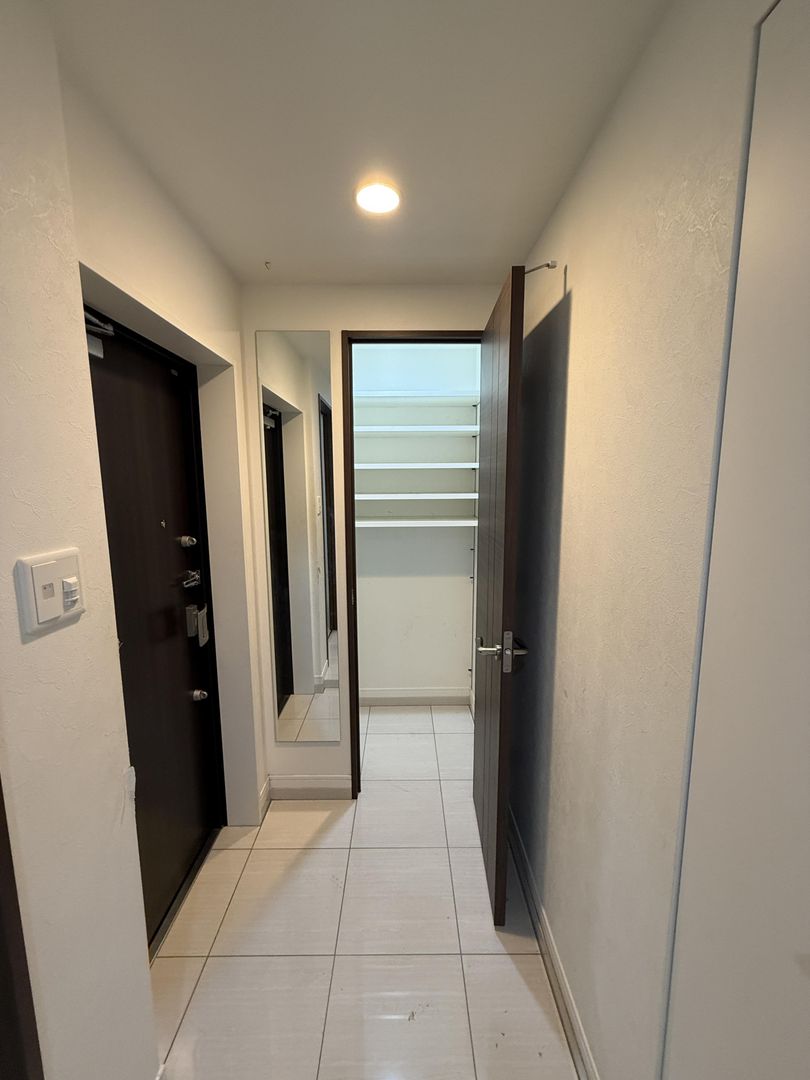 4LDK Apartment for Sale in Nagasaki City, Nagasaki - Thumbnail 3