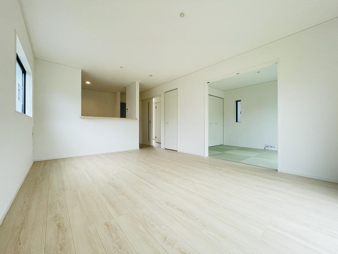 Newly Built 4LDK House in Omura, Nagasaki - 103.68m2 - Thumbnail 2