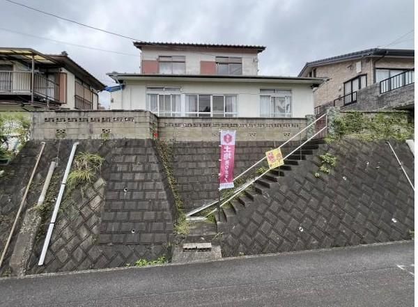 Land with House for Renovation in Sasebo, Nagasaki - Thumbnail 4