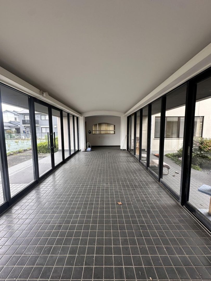 5SLDK House with 1277 sqm Land in Omura, Nagasaki - Thumbnail 2