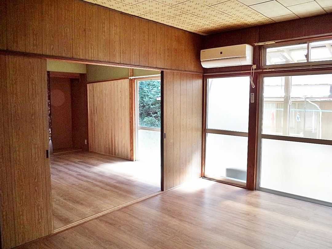 8DK Apartment Building for Sale in Sasebo, Nagasaki | 139.66 sqm - Thumbnail 4