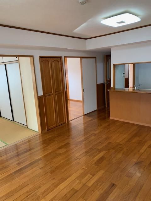 74m² 3SLDK Apartment for Sale near Suwa Shrine, Nagasaki - Thumbnail 3