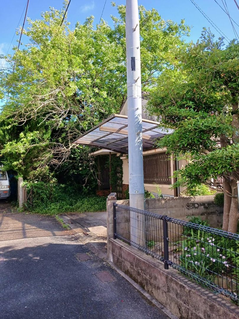 304 sqm Land for Sale in Sasebo, Nagasaki with Old House - Thumbnail 2