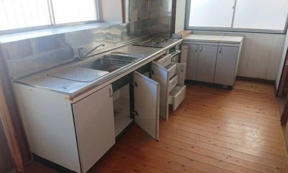 1979 5DK Wooden House for Sale in Sasebo, Nagasaki - Thumbnail 2