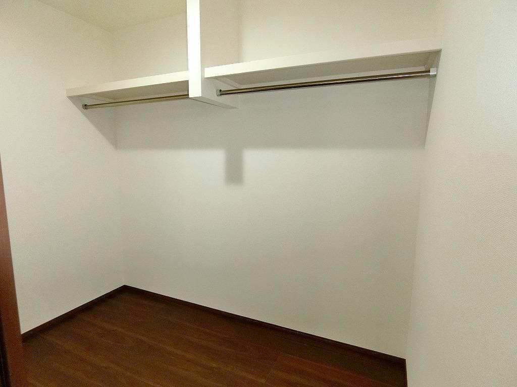 4SLDK House in Omura City with Garden and Parking - Thumbnail 3