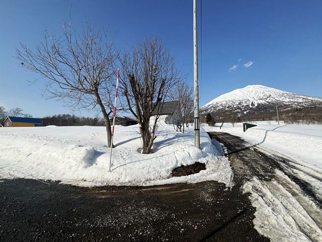 Land for Sale in Makkari with Mount Yotei Views - 477 sqm - Thumbnail 3