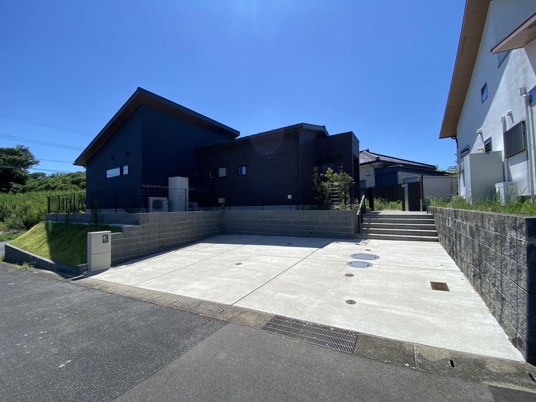 2023 Built Single-Story House in Isahaya with Solar Power - Thumbnail 3