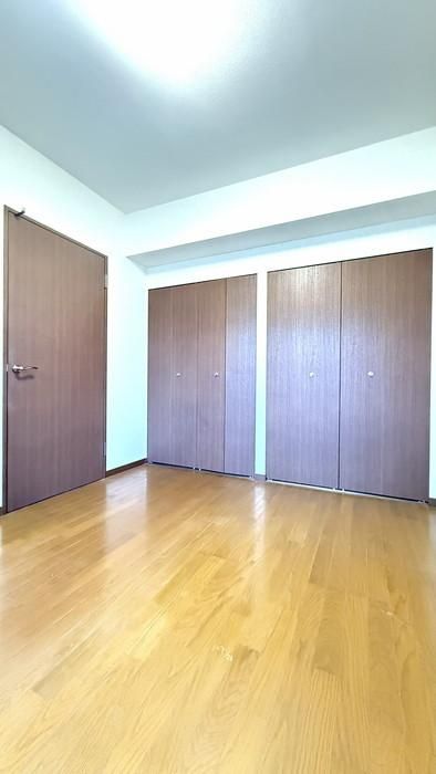 3LDK Apartment in Nagasaki with Balcony Views - Thumbnail 4