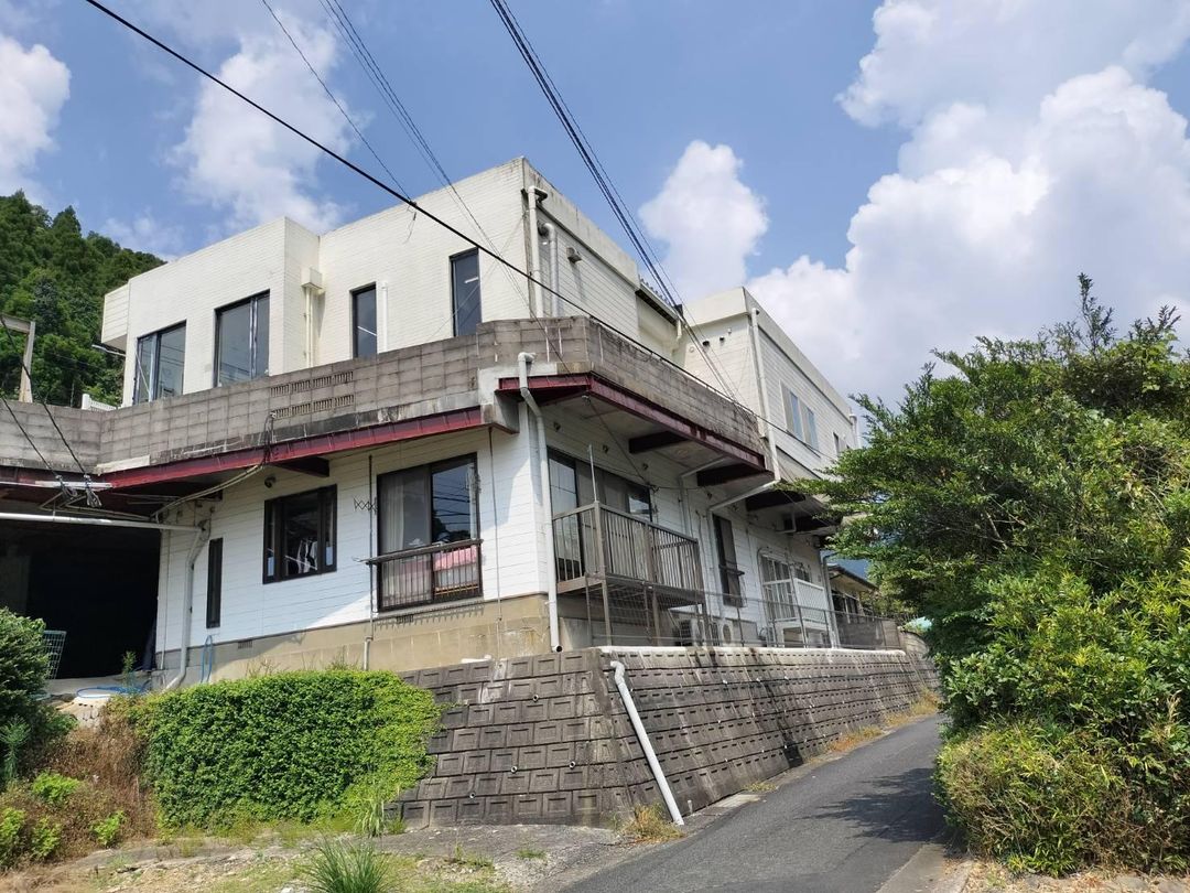 Mixed-Use Building for Sale in Sasebo, Nagasaki - Thumbnail 2