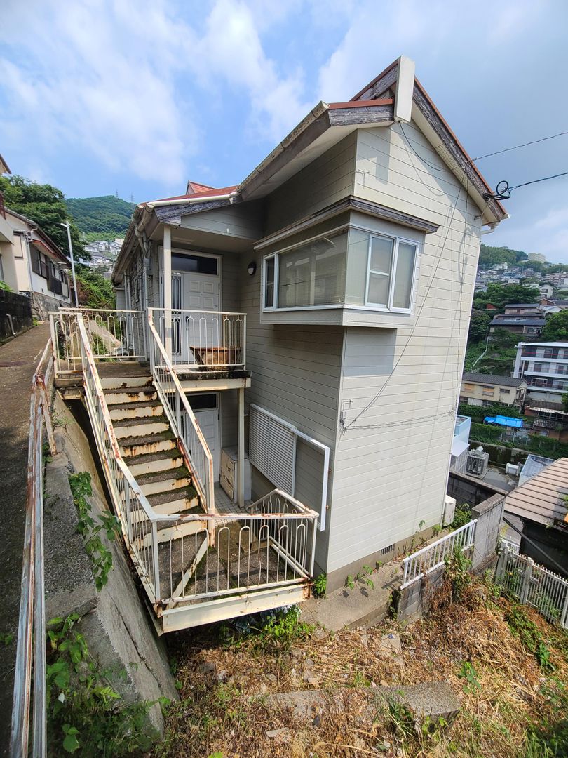 Sloping Land for Sale in Nagasaki's Zenizamachi - Thumbnail 2