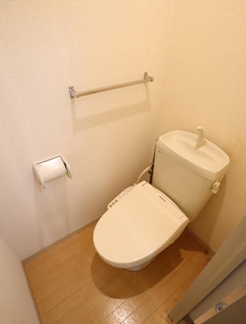 Fragrance Erica Apartment Building for Sale in Omura, Nagasaki - Thumbnail 4