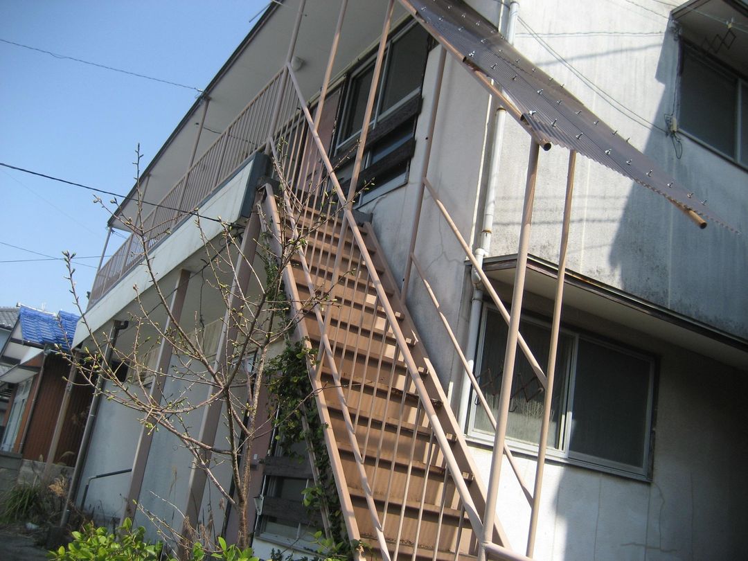 Izaki Apartment for Sale in Nagasaki City - 6-Unit Building - Thumbnail 2