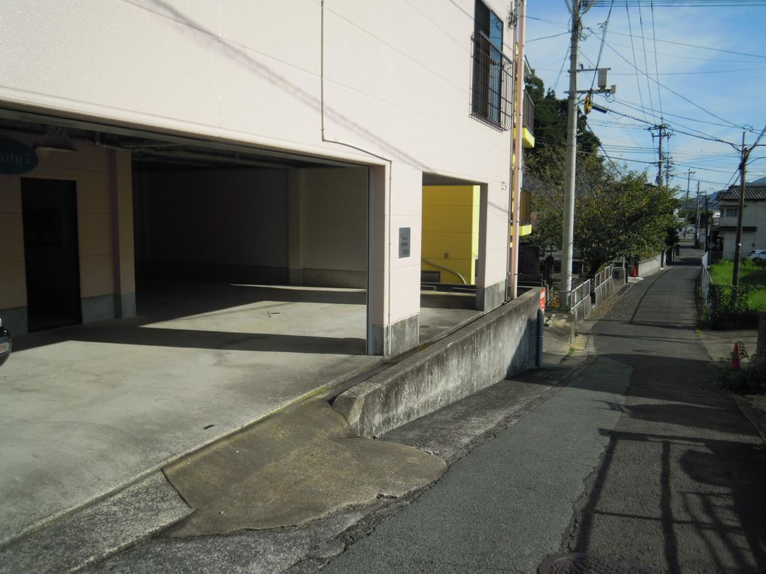 Amity II 4-Unit Apartment Building for Sale in Nagasaki - Thumbnail 3