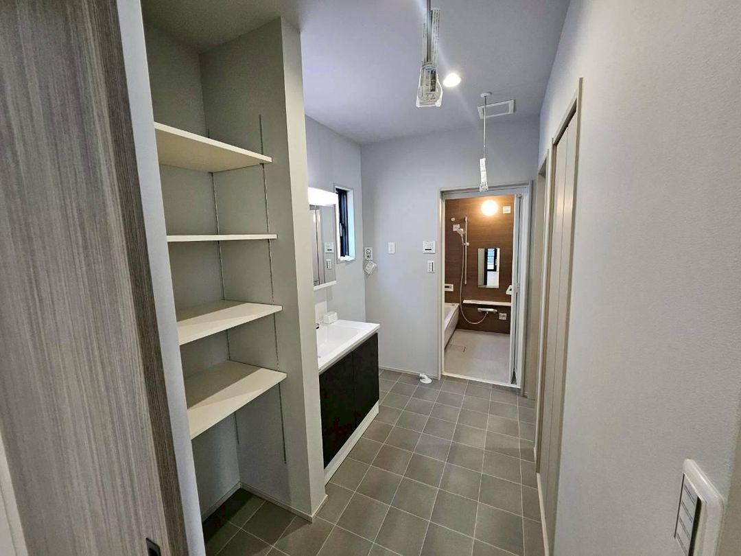 Newly Built 4LDK House in Omura City, Nagasaki - Thumbnail 3