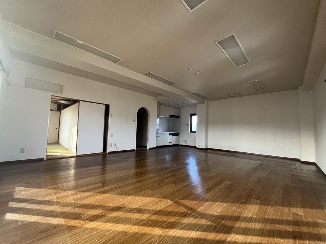 Commercial Property with Residence in Isahaya, Nagasaki - Thumbnail 3