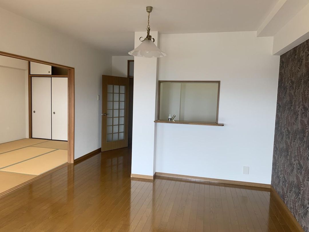 Premiere Koshimae Sangokan 2LDK Apartment with Kujukushima View - Thumbnail 4