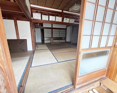 Spacious 11K House Near Saigō Station, Unzen City — Image 3, Unzen, Nagasaki