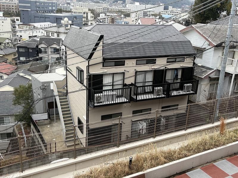 Heights Friendly Apartment Building for Sale Near Nagasaki University - Thumbnail 2