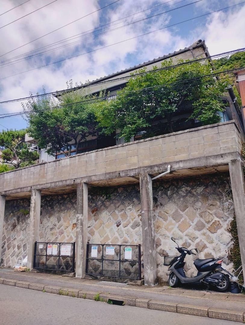 Land for Sale in Nagasaki City with Excavated Garage - Thumbnail 2