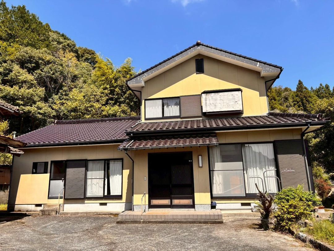 Used Detached House in Minamishimabara, Nagasaki - 165 sqm - Thumbnail 2