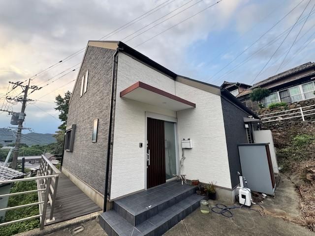 Modern 4LDK House for Sale in Sasebo, Nagasaki - Thumbnail 3