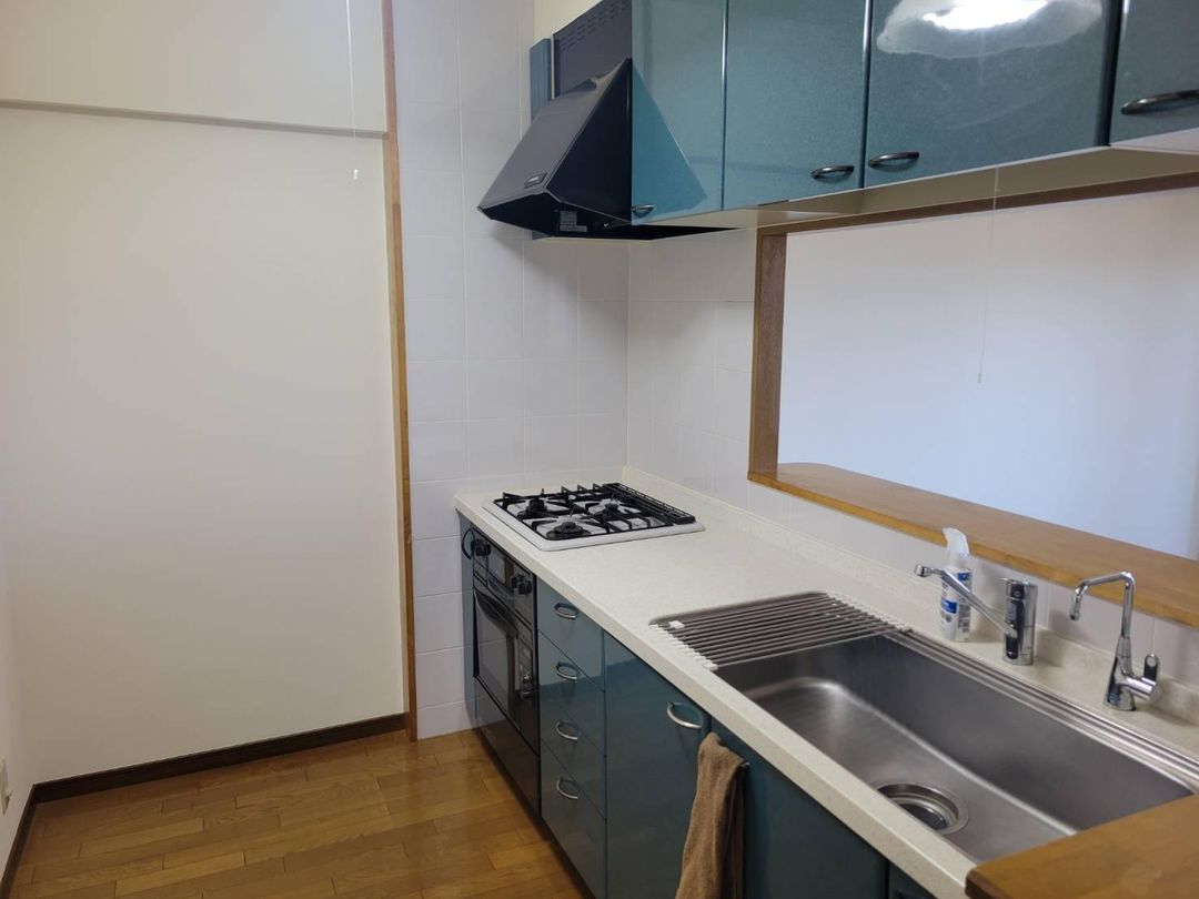 Renovated 3LDK Apartment for Sale in Sasebo, Nagasaki - Thumbnail 4