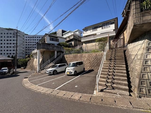 Sloped Land Plot for Sale in Nagasaki's Irifune-cho - Thumbnail 4