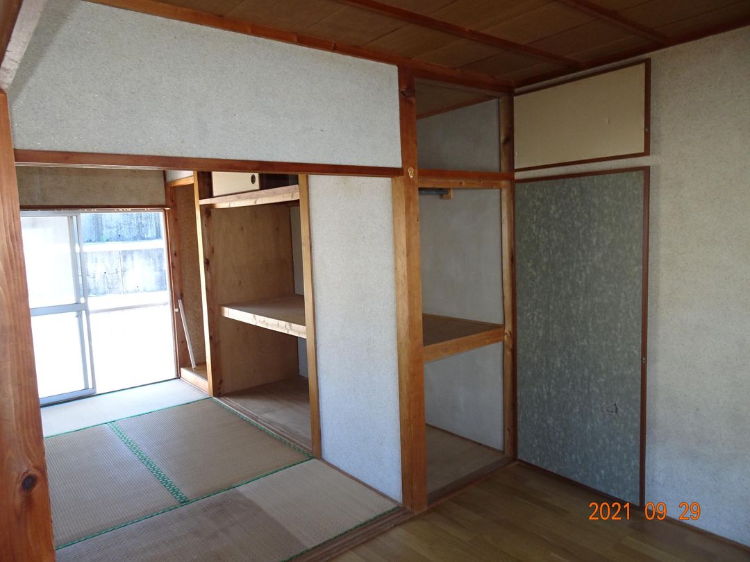 Two-Unit Apartment Building for Sale in Sasebo, Nagasaki - Thumbnail 4