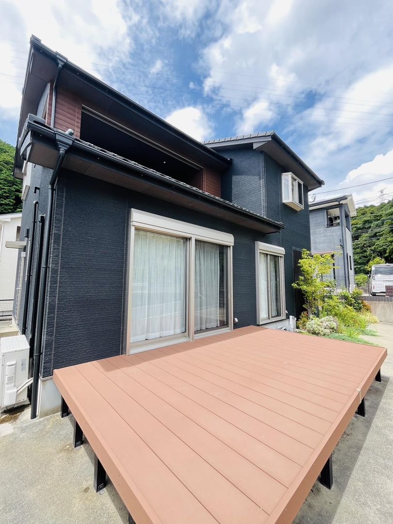 2018-built 4LDK house in Nagasaki with parking - Thumbnail 2