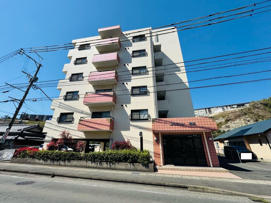 Bonneur Nagayo: 3LDK Apartment in Nagayo Town - Thumbnail 2