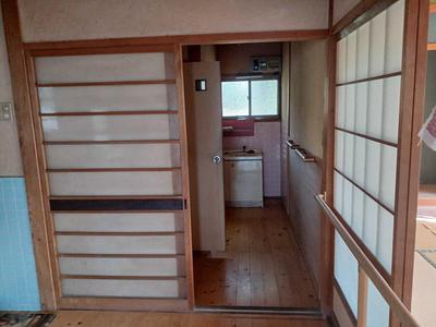 Spacious 5K House in Unzen City - Near Schools with Double Parking — Image 2, Unzen, Nagasaki