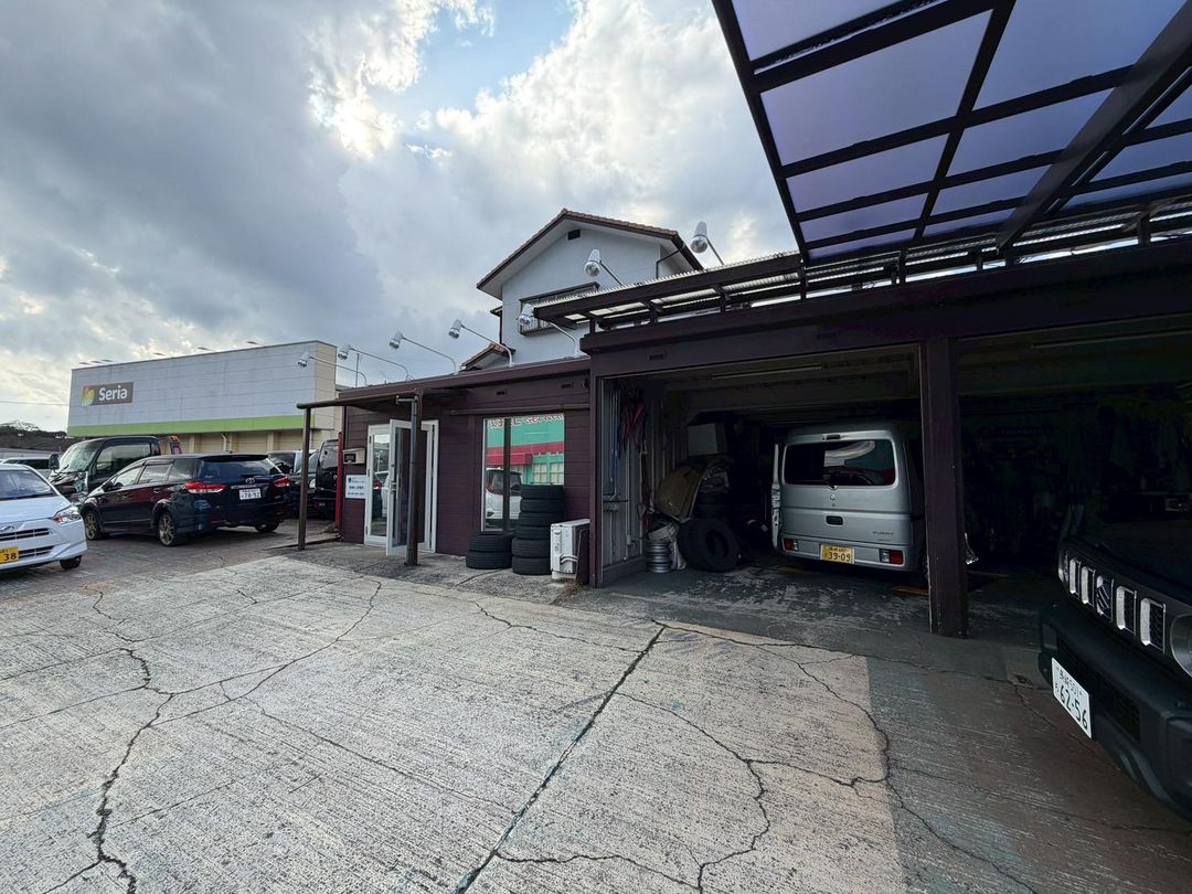 Roadside Shop for Sale in Nagasaki City with Free Parking - Thumbnail 2