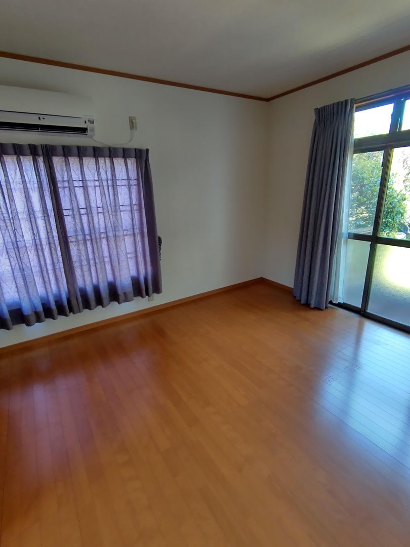 Spacious 5DK Detached House in Nagasaka-machi, Sasebo, Nagasaki - Thumbnail 3