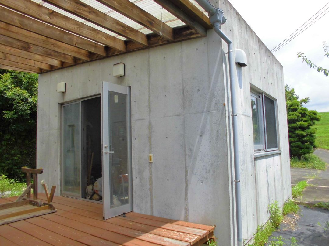 Single-Story Home with Loft and Workshop in Isahaya - Thumbnail 3