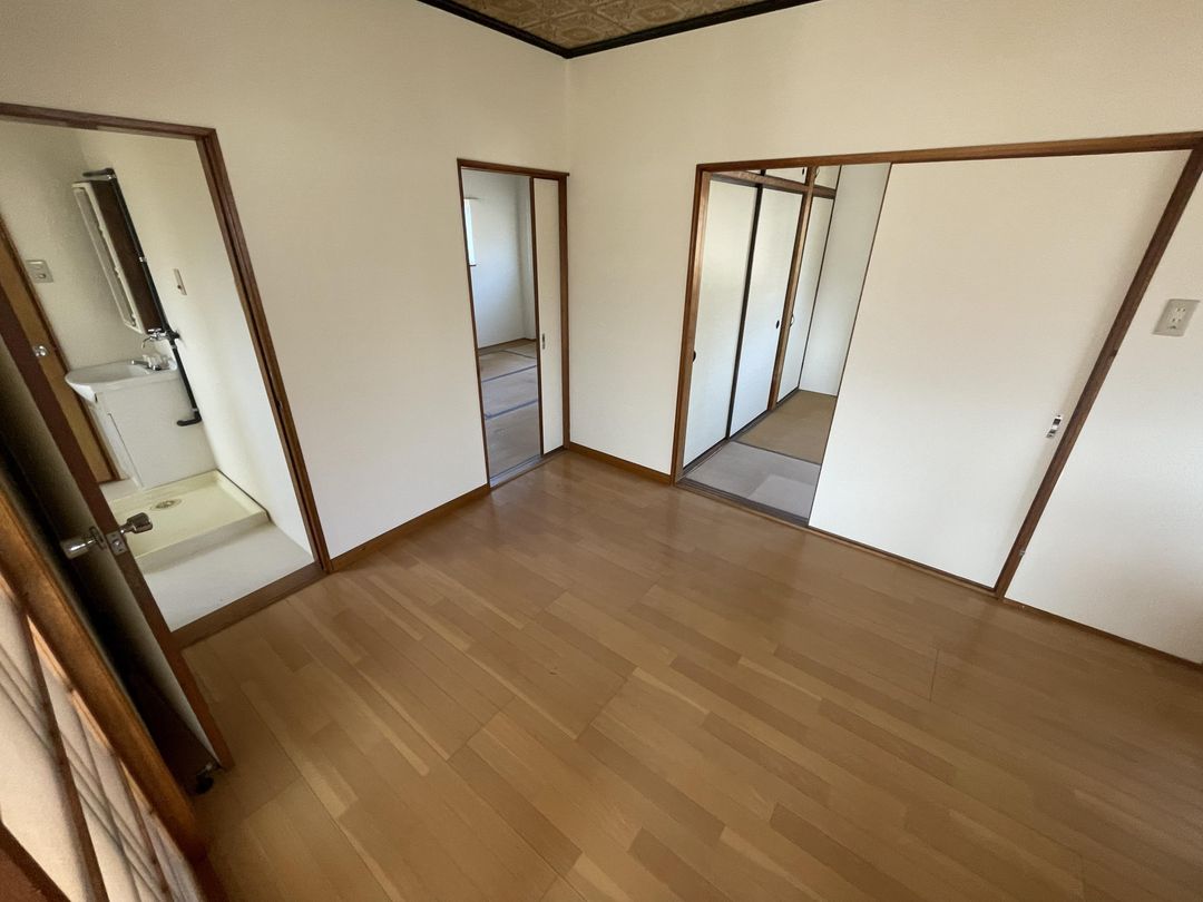 Apartment Building for Sale in Nagasaki City, Nagasaki - Thumbnail 3