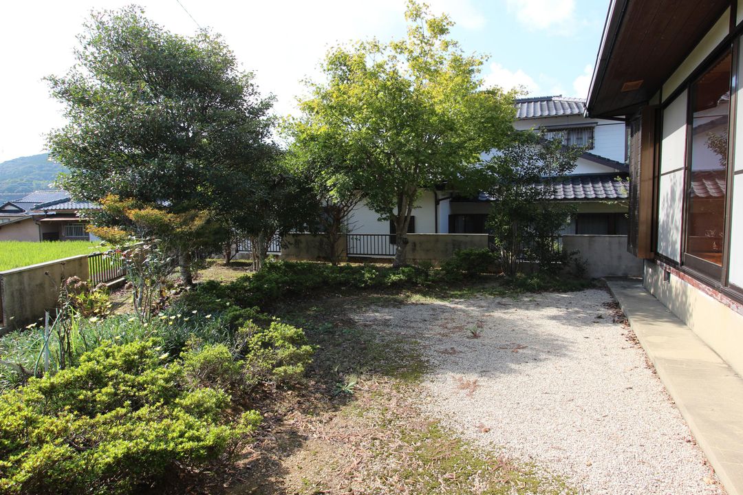 Single-Story 4LDK House for Sale in Kawatana, Nagasaki - Thumbnail 3