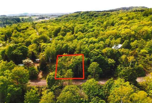 Land for Sale in Niseko's Yuri Area - 728 sqm Plot with Private Water - Thumbnail 3