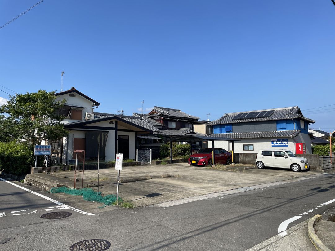 Investment Property with Rental Income in Isahaya, Nagasaki - Thumbnail 2