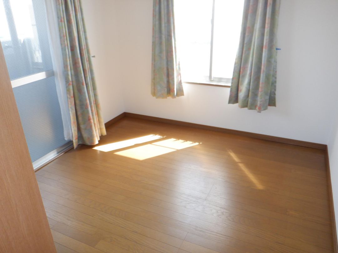 4LDK Corner Apartment for Sale in Isahaya, Nagasaki - Thumbnail 4