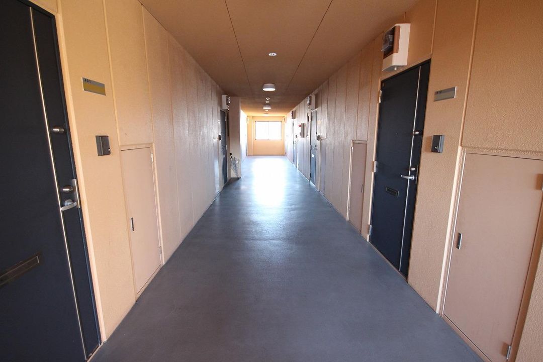 Atom 7 Multi-Unit Building for Sale in Sasebo, Nagasaki - Thumbnail 2