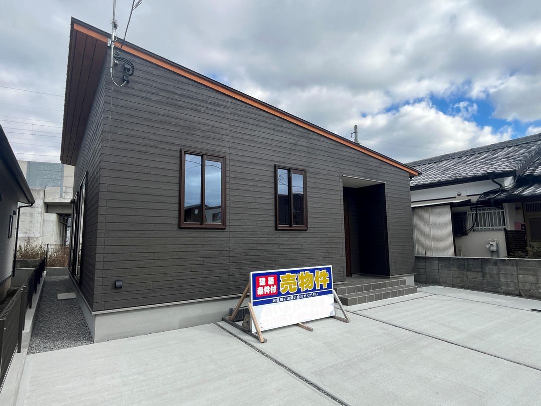 Newly Built 3LDK Single-Story House in Omura, Nagasaki - Thumbnail 2