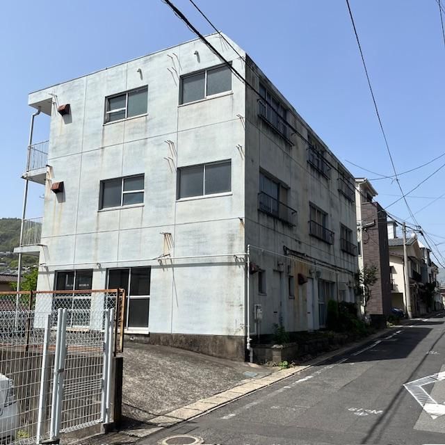 Tawaramachi Heights 9-Unit Apartment Building for Sale in Sasebo - Thumbnail 4