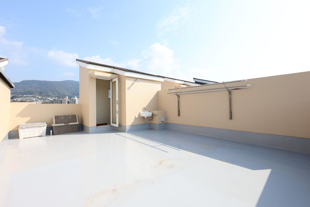 3LDK Apartment for Sale in Sasebo, Nagasaki - 114.38 sqm - Thumbnail 2