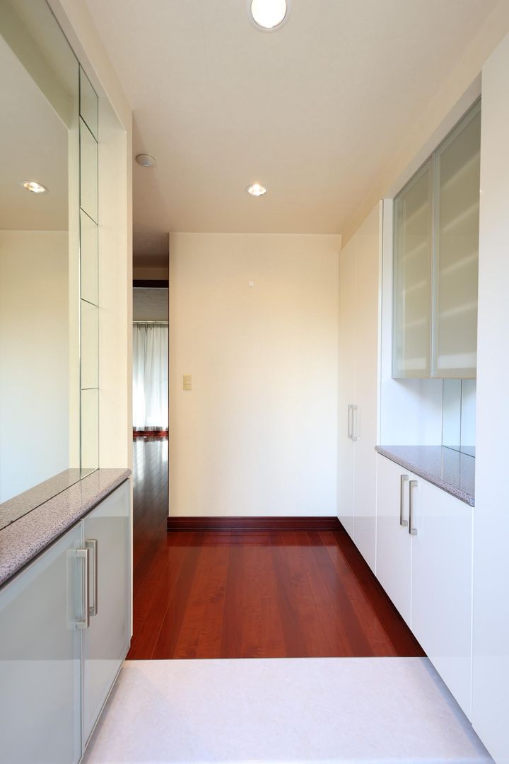 3LDK Apartment for Sale in Sasebo, Nagasaki - 114.38 sqm - Thumbnail 4