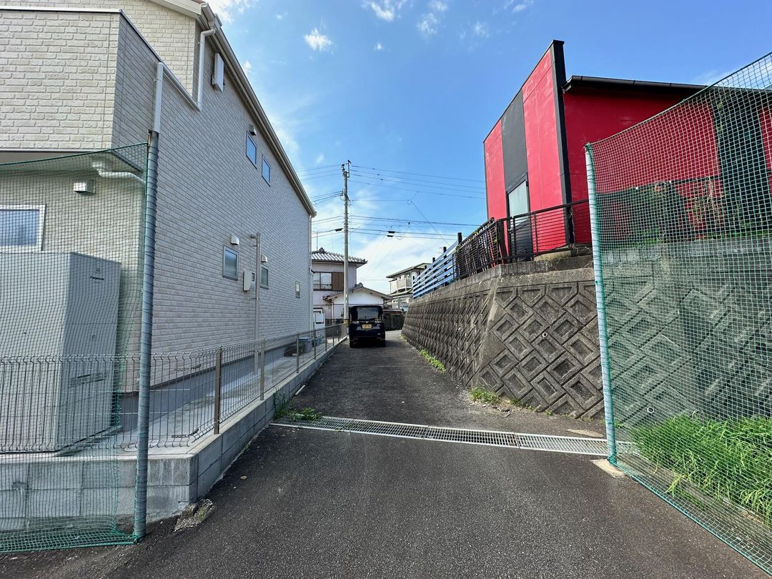 Land for Sale in Isahaya City, Nagasaki - 225.69 sqm - Thumbnail 2