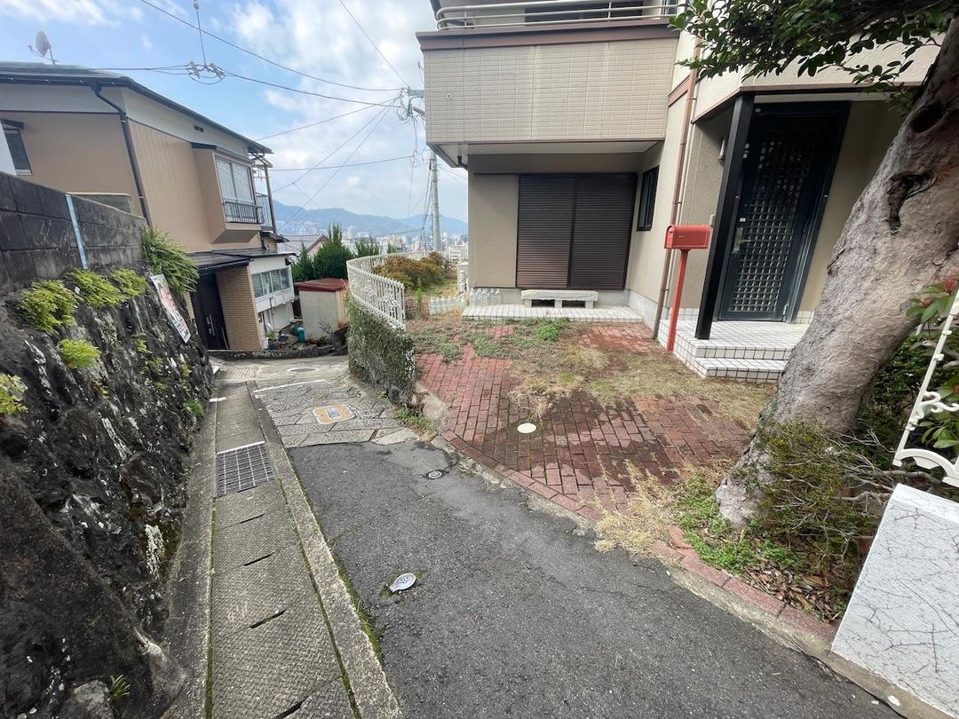 5SLDK Detached House for Sale in Nagasaki City - 148.28 sqm - Thumbnail 2