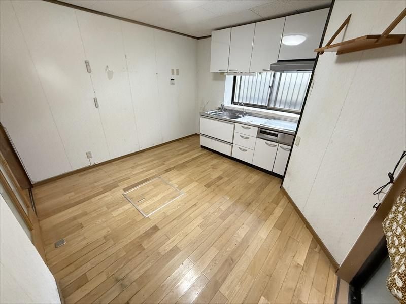 Detached House for Sale in Nagasaki City, Ei 3-chome - Thumbnail 3